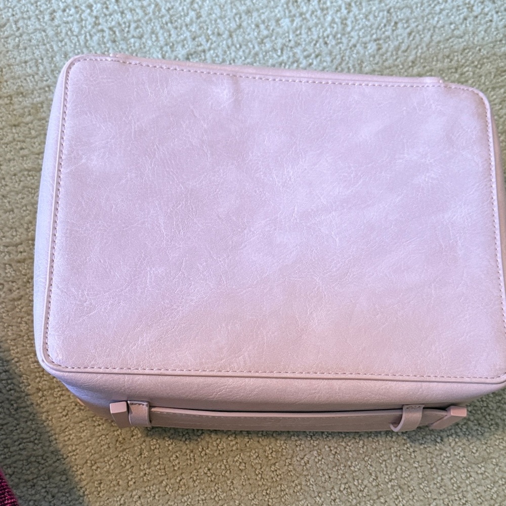 BEIS | Cosmetic Bag in Atlas Pink - Picture 8 of 8